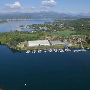Houseboat Noemi Yacht Club Marina Di Verbella Lisanza