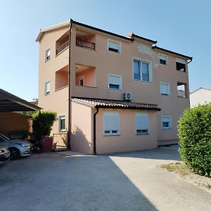 https://apartments-bartol-rovinj.in-istria.net