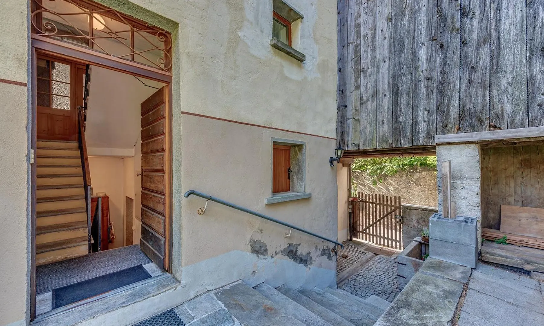 Holiday home Casa Pool Tra St Moritz E Il Lago Di Como Castasegna