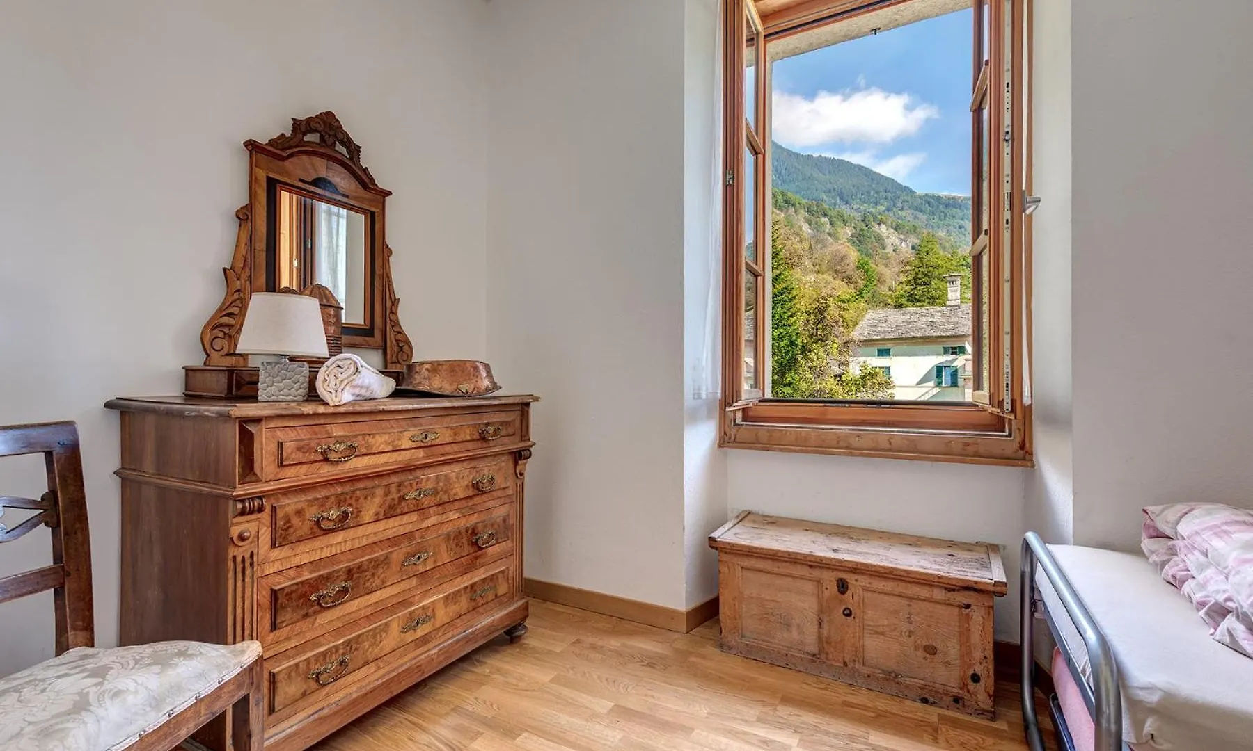 Casa Pool Tra St Moritz E Il Lago Di Como Castasegna Holiday home