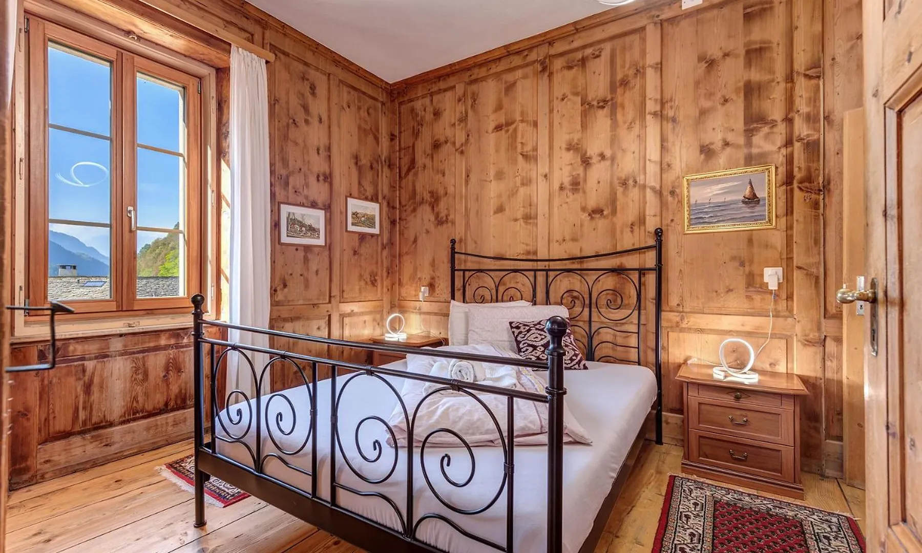 Holiday home Casa Pool Tra St Moritz E Il Lago Di Como Castasegna